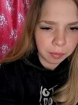 Zuli Kiska online show from November 1, 9:19 pm