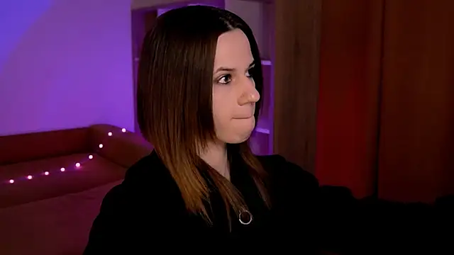 ItsAlisia online show from October 5, 5:34 am