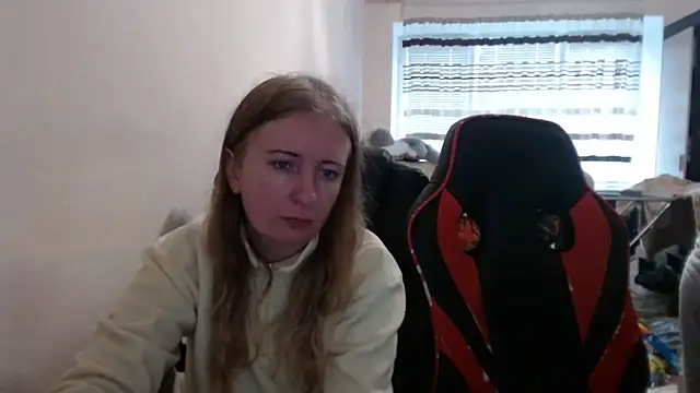 PeterAndJen online show from November 5, 2:11 pm