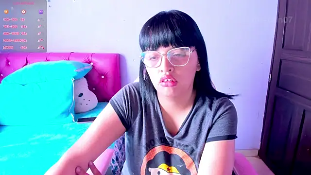 crissn0707 online show from April 7, 2:41 pm