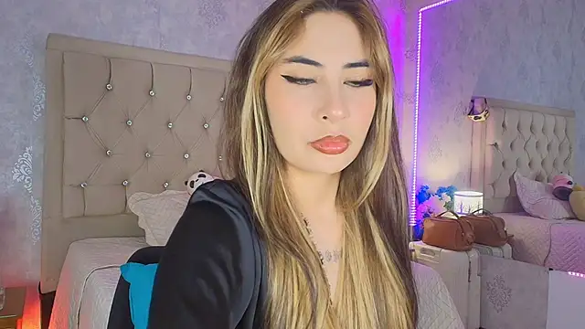 nini love01 online show from March 12, 4:15 am