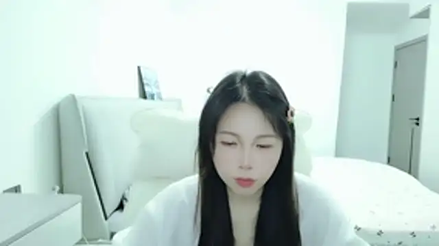 Sunset glow online show from April 22, 2:47 pm