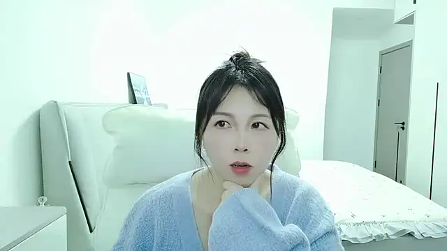 Sunset glow online show from October 21, 4:00 pm