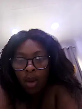 CuteHoney92 online show from March 21, 8:19 am