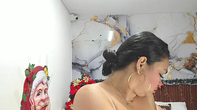 Cloe 35 online show from December 17, 8:24 pm