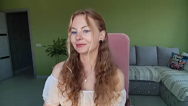 Cuddle Cat online show from August 7, 6:09 am