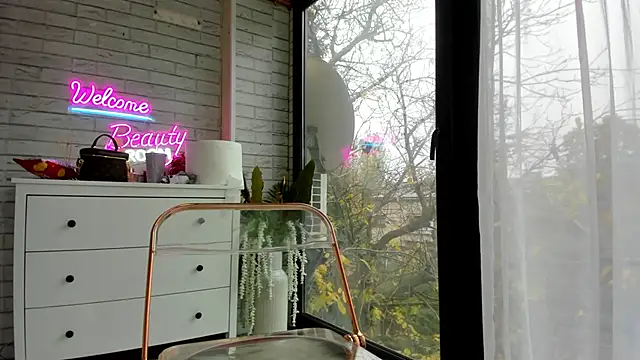 Britney Charm  online show from November 14, 8:36 am