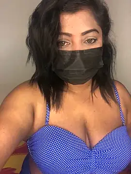  Cute ariana  online show from September 22, 5:55 pm