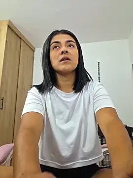 Hannah-grace online show from April 17, 12:07 pm