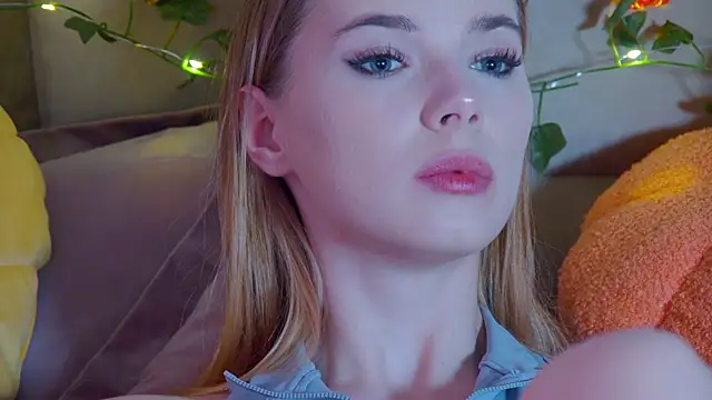 GentleRossi online show from September 30, 9:19 pm