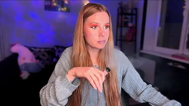 Chanel Gill online show from December 13, 7:53 pm