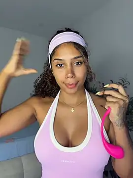 stormyy  online show from April 16, 11:29 pm