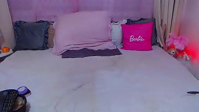 BustyVicky online show from October 1, 8:58 pm