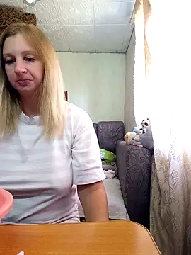 BustyBlond online show from September 25, 10:03 am