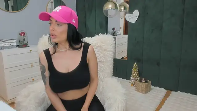 ElisaBaxter online show from December 1, 5:00 am