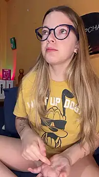 -veranito- online show from February 4, 3:09 am