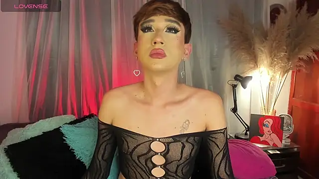 Chris boy  online show from September 12, 4:57 am