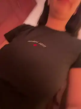  Niah  online show from February 10, 8:45 pm