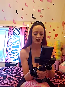 Adrina Drake online show from March 20, 2:05 am