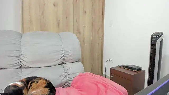 xspecialoomx online show from March 12, 2:20 pm