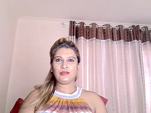 eroticbeauty37 online show from September 10, 1:33 pm