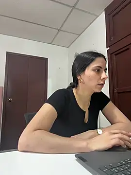 victoria 027 online show from April 22, 3:31 pm