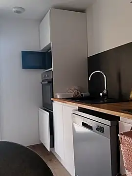 clara-francaise online show from April 14, 3:45 pm