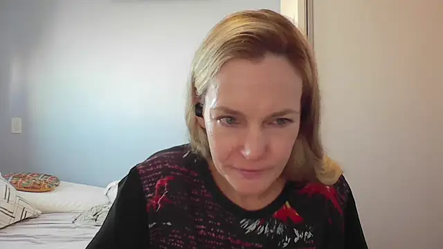 Annylove1 online show from March 4, 10:55 am