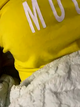  yisela  online show from September 29, 3:00 am