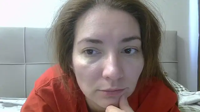 Ashleyspice online show from March 3, 9:04 am