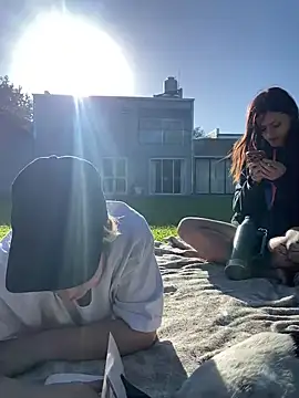 Elnonoykeila77 online show from April 26, 7:33 pm