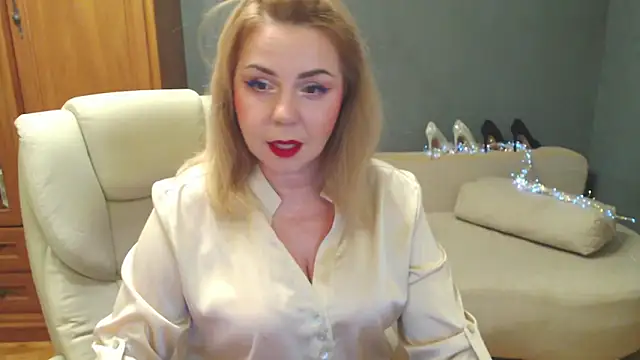 Cute sun online show from October 16, 4:31 pm