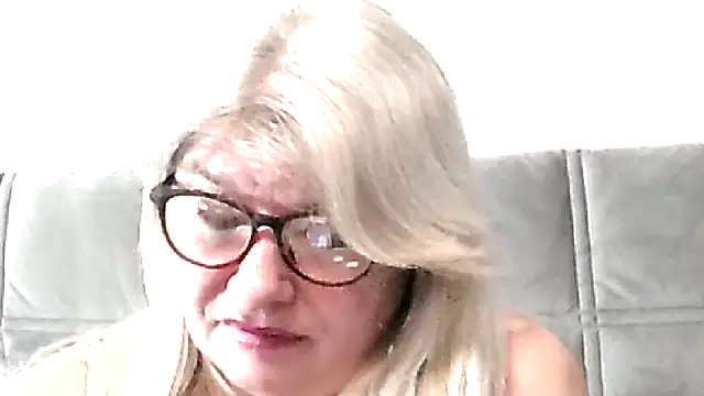 Diana 49 online show from February 1, 4:44 am