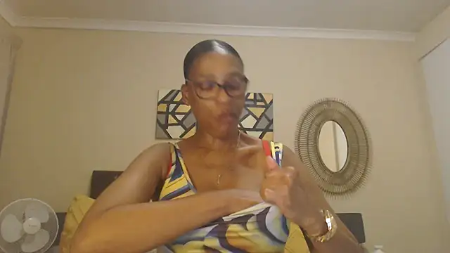 Creamyass22 online show from April 17, 3:36 pm