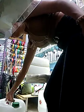 LunaZambrano online show from September 13, 7:44 pm