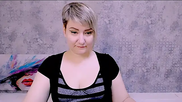 Djullia online show from September 17, 5:49 am