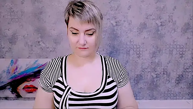 Djullia online show from October 9, 5:44 am