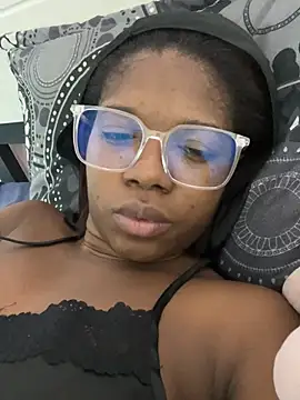 nilosolem online show from March 6, 8:42 am