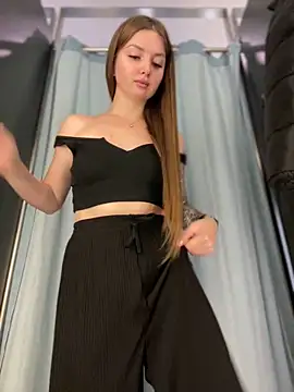 KrisMagnoly online show from October 25, 6:04 pm