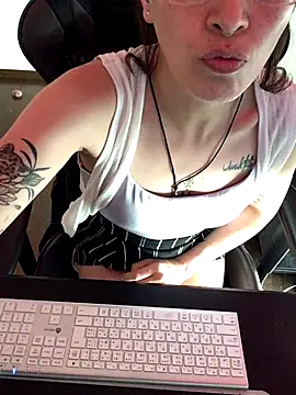 YumieCp online show from October 9, 2:48 am