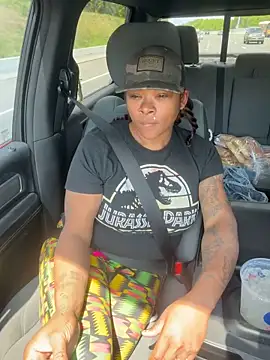 HaloRodeoLover2 online show from April 24, 4:43 pm