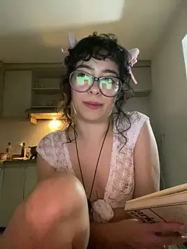  Lunnaa  online show from January 18, 2:19 am