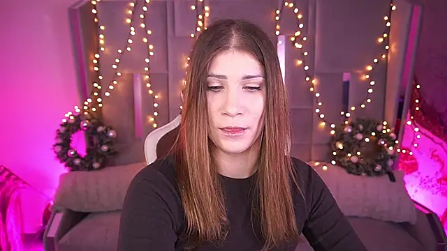 CassandraGood online show from January 6, 6:50 am