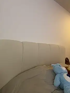 oriana zoeee online show from April 12, 10:23 pm