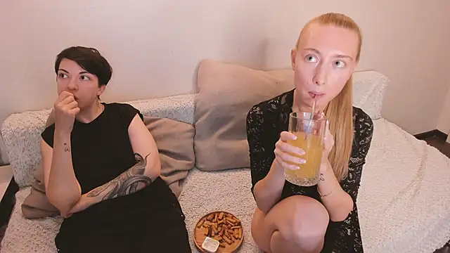 secret dreams   online show from July 8, 5:59 pm