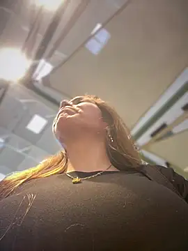 angelitasexy81 online show from March 17, 4:22 pm