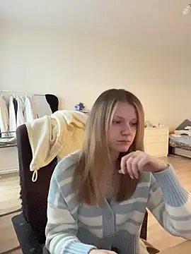 MaryHiggins online show from March 1, 1:22 pm