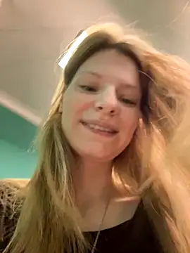 MaryHiggins online show from October 3, 12:21 pm