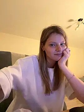 MaryHiggins online show from September 23, 6:50 pm