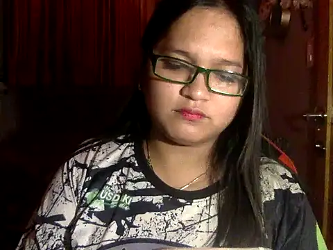 Lianneeeeee1 online show from September 25, 6:50 pm